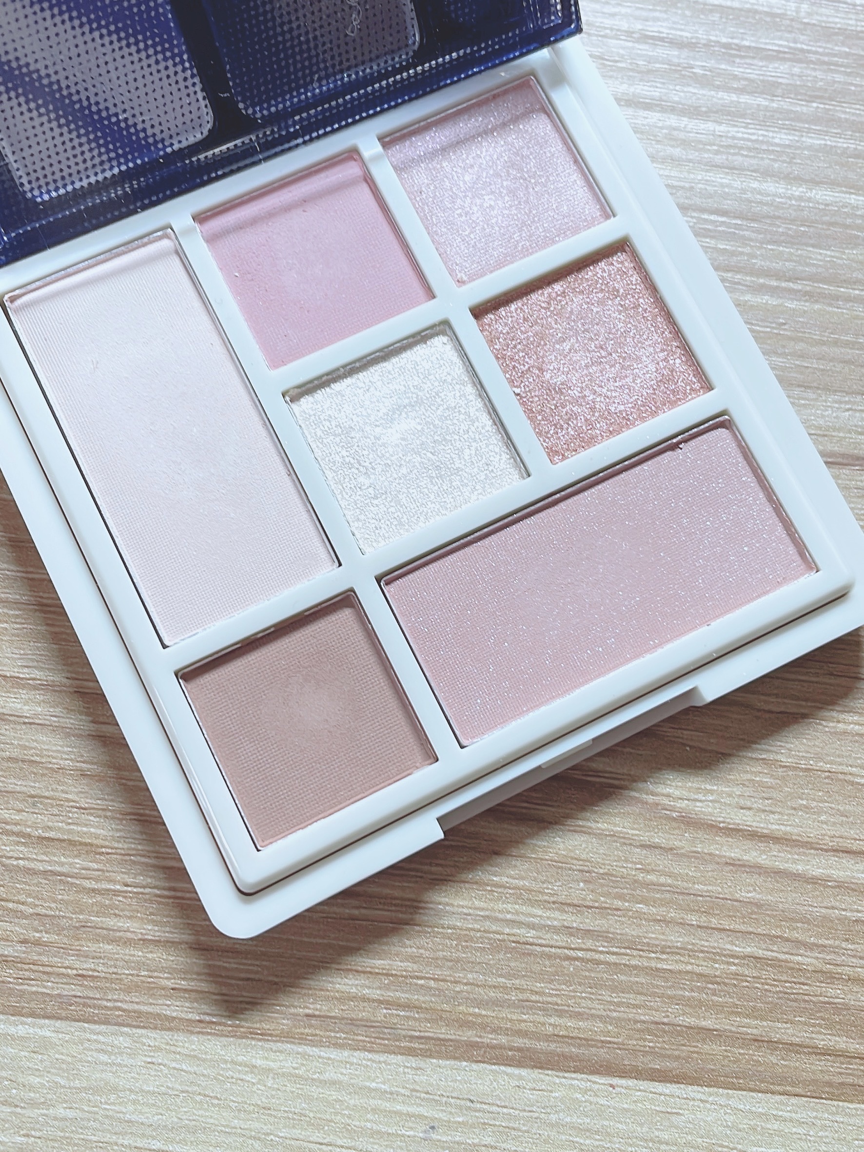 アイカラーパレット ティーフレーバーコレクション /ラブ・ライナー/アイシャドウパレットを使ったクチコミ（1枚目）