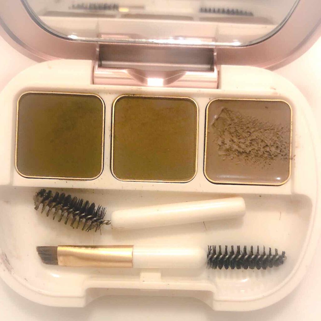 アイブロウ パレット/レ・メルヴェイユーズ ラデュレ/パウダーアイブロウを使ったクチコミ(3枚目)