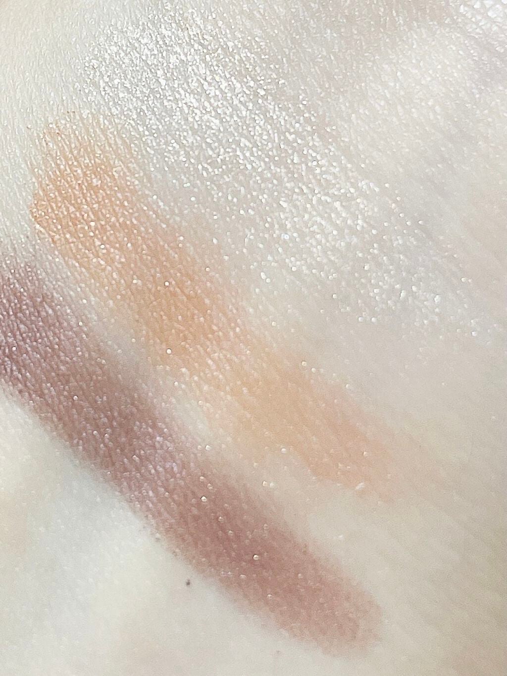 トーンアップアイシャドウ/CEZANNE/アイシャドウパレットを使ったクチコミ(2枚目)