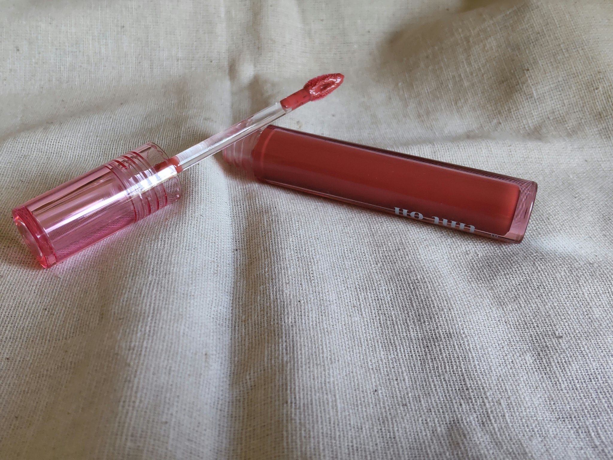 ミネラルティントオイル #05 ノーグロウ/4U2/リップティントを使ったクチコミ（2枚目）