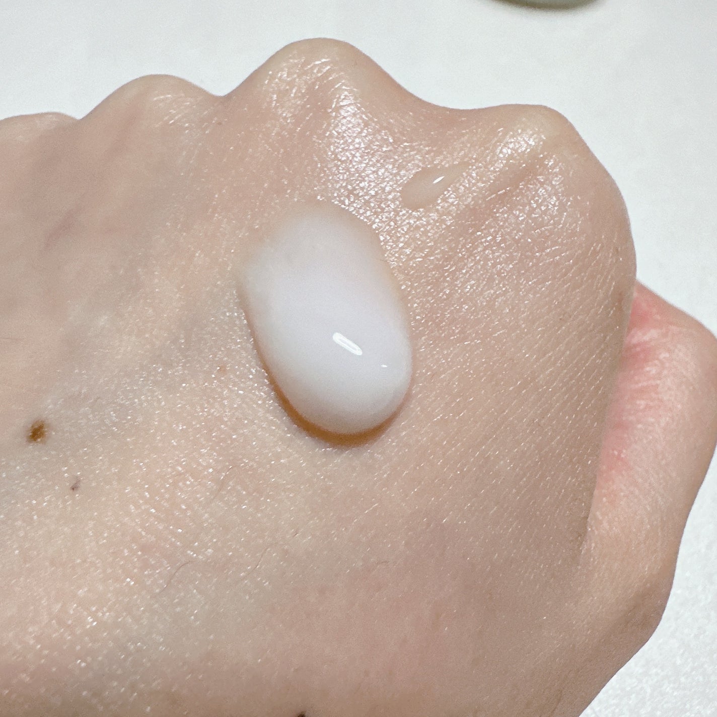 AAモイスチャライザー/Shangpree/フェイスクリームを使ったクチコミ(4枚目)