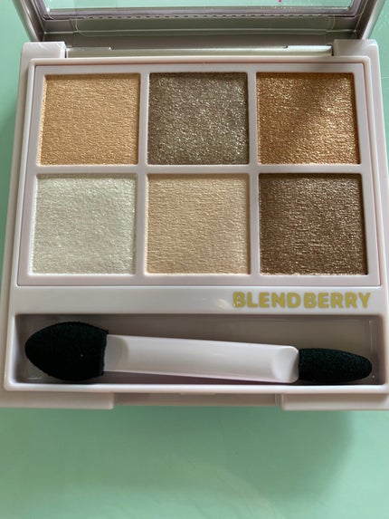 オーラクリエイション/BLEND BERRY/アイシャドウパレットを使ったクチコミ(2枚目)