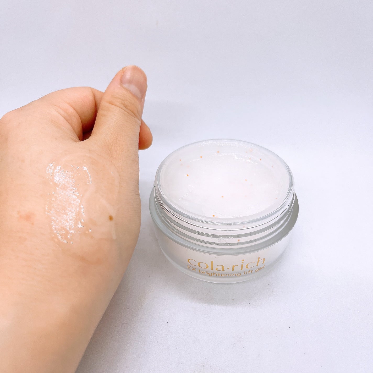 EX ブライトニングリフトジェル/コラリッチ/オールインワン化粧品を使ったクチコミ(4枚目)