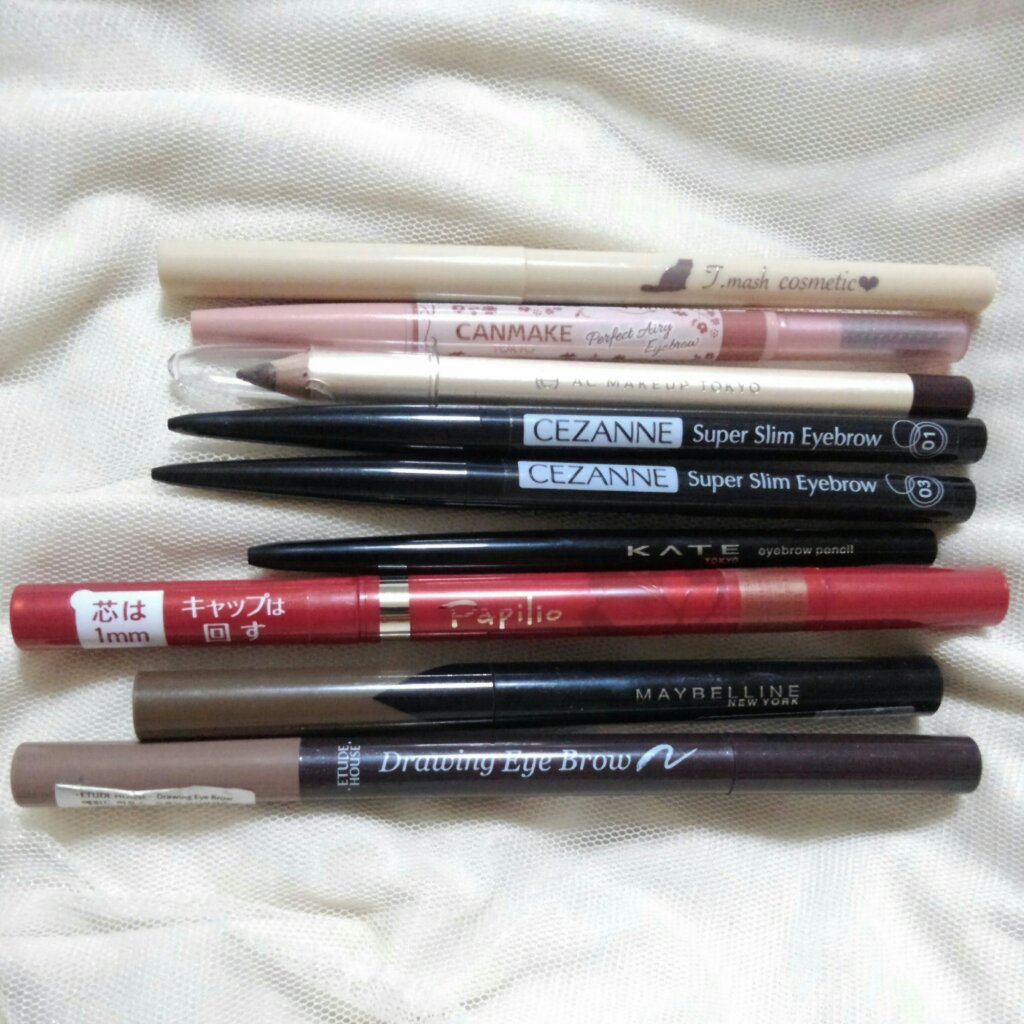 【旧品】ファッションブロウ パウダーインペンシル BR-M2 自然な茶色(旧製品)/MAYBELLINE NEW YORK/パウダーアイブロウを使ったクチコミ（1枚目）