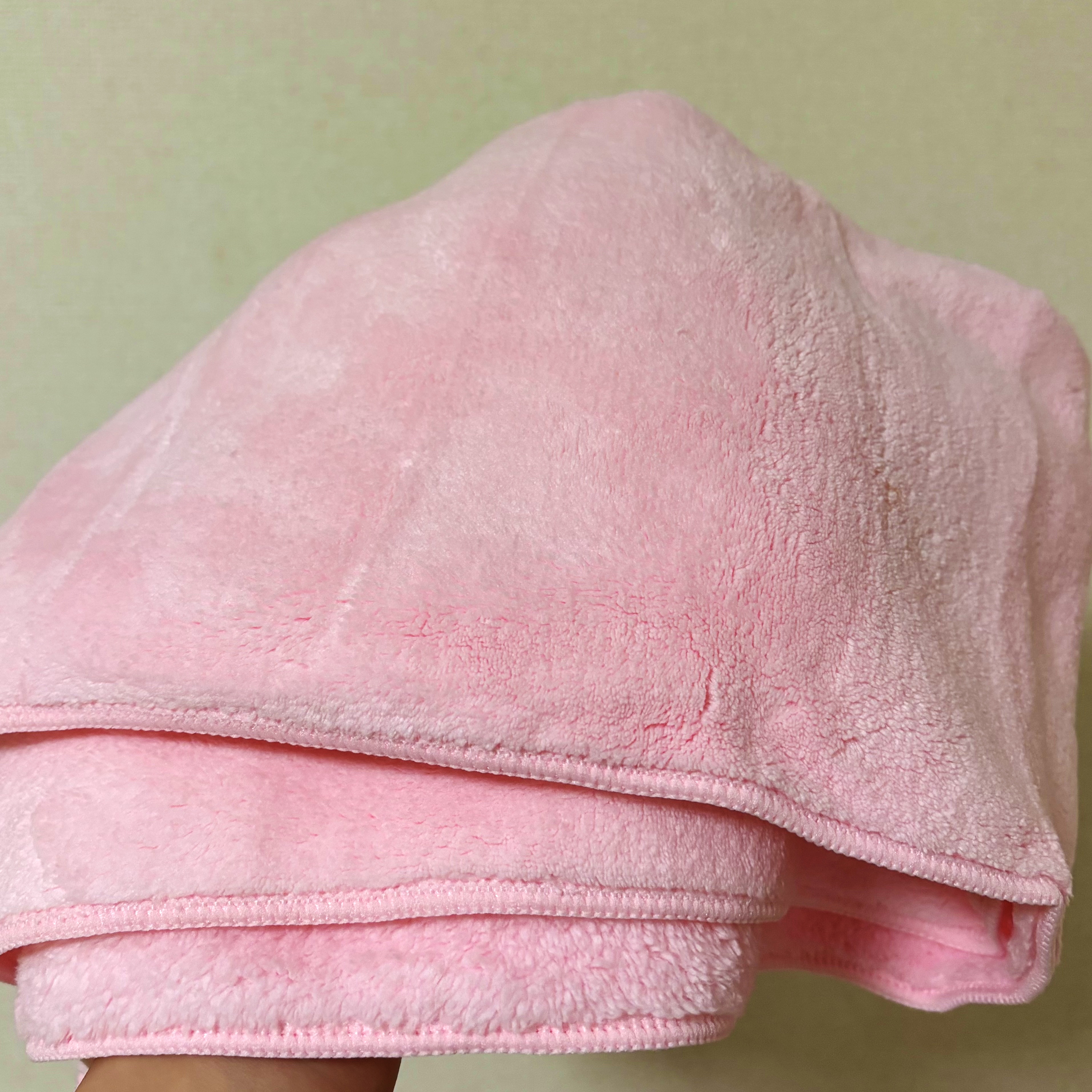 ヘアドライマイクロファイバータオル ピンク/ハホニコハッピーライフ/ヘアケアグッズを使ったクチコミ（2枚目）