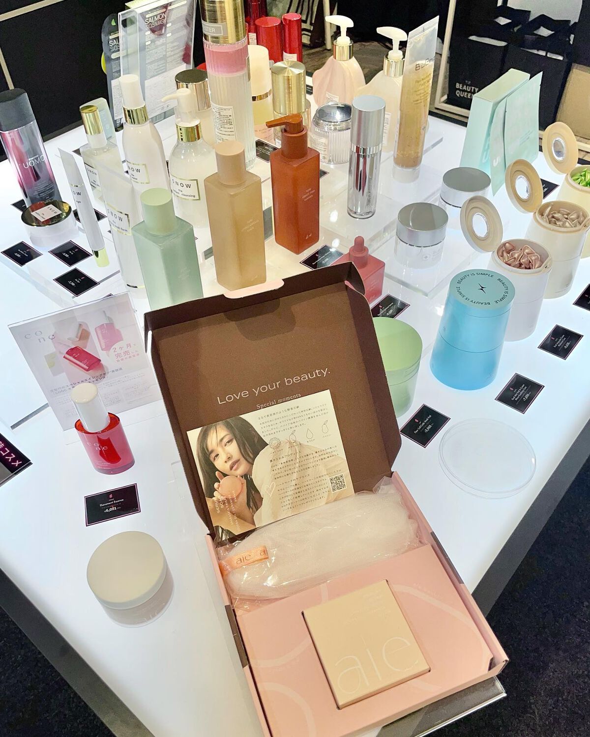 こままりえ@投稿ある方フォロバ✨ on LIPS 「新宿伊勢丹本館2階で開催中の「BeautyQueen」のpo..」(9枚目)