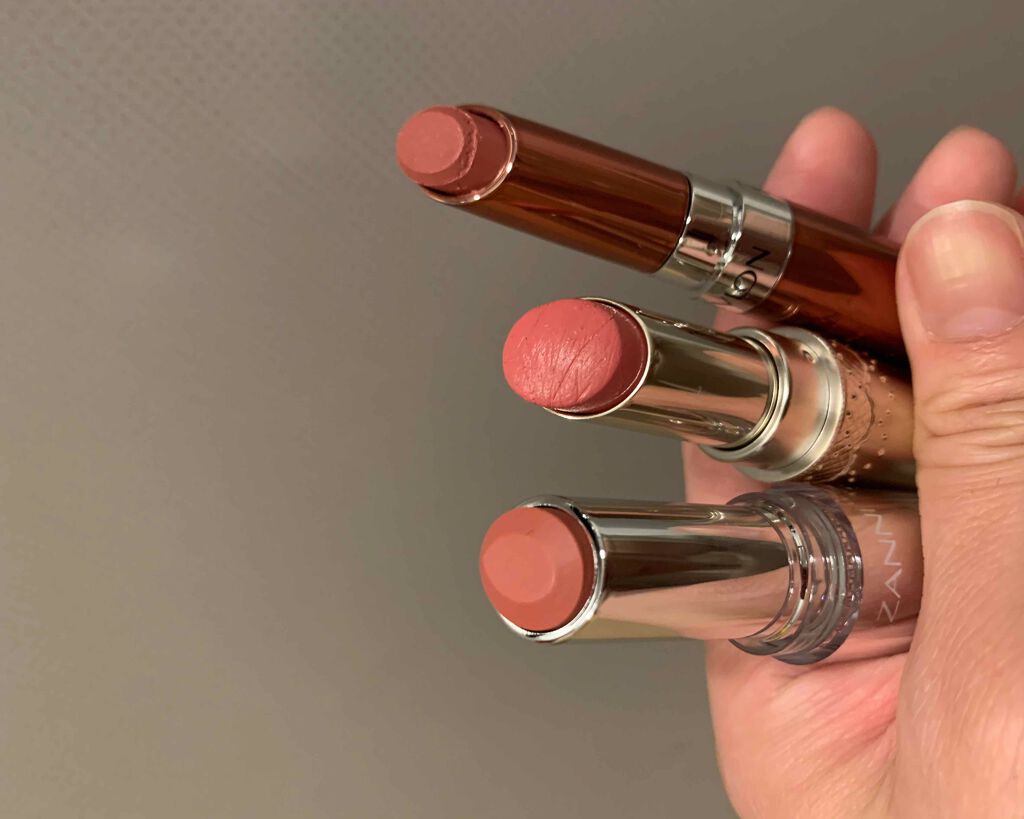 ラスティンググロスリップ/CEZANNE/口紅を使ったクチコミ(2枚目)