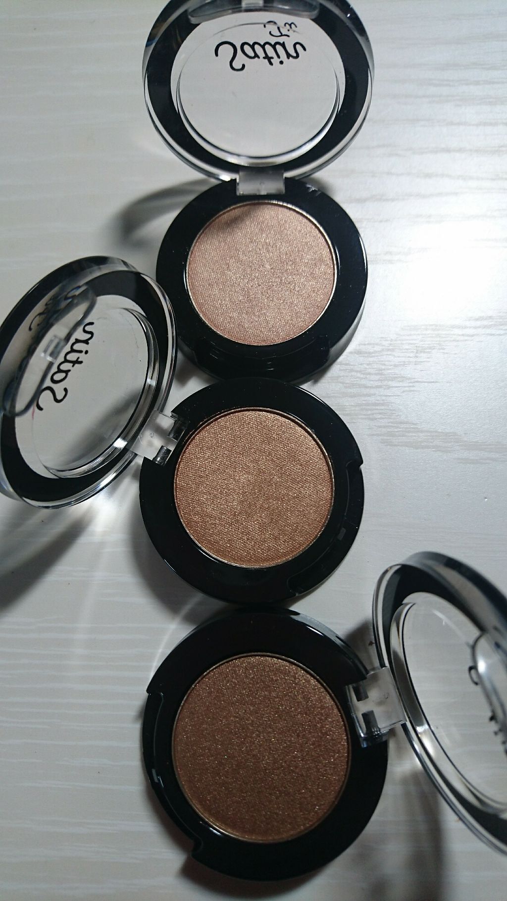 サテン フィットアイズ/ETUDE/単色アイシャドウを使ったクチコミ(2枚目)