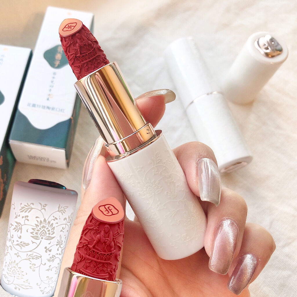 花露玲珑陶瓷リップ/花西子/口紅を使ったクチコミ（1枚目）