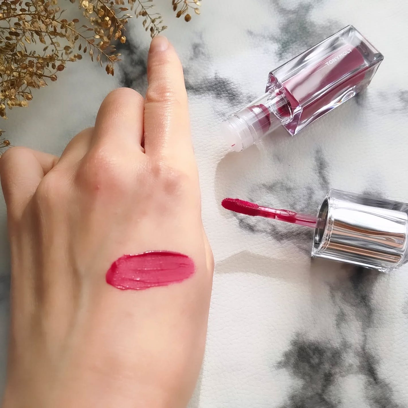 ゲットイットティント ウォーターフルバター/TONYMOLY/リップティントを使ったクチコミ(4枚目)