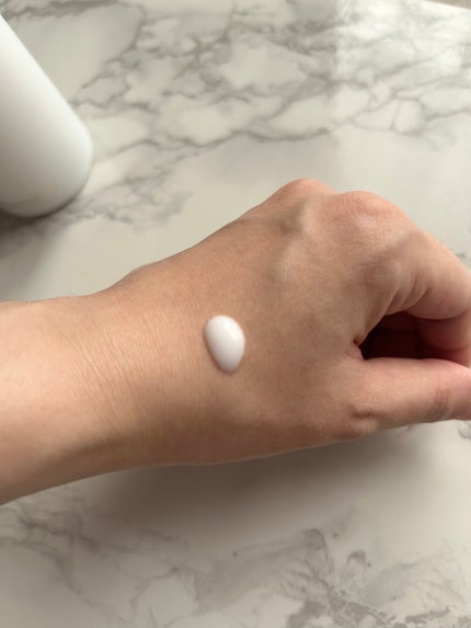 エッセンシャル モイスチャーミルク/FEMMUE/乳液を使ったクチコミ(2枚目)