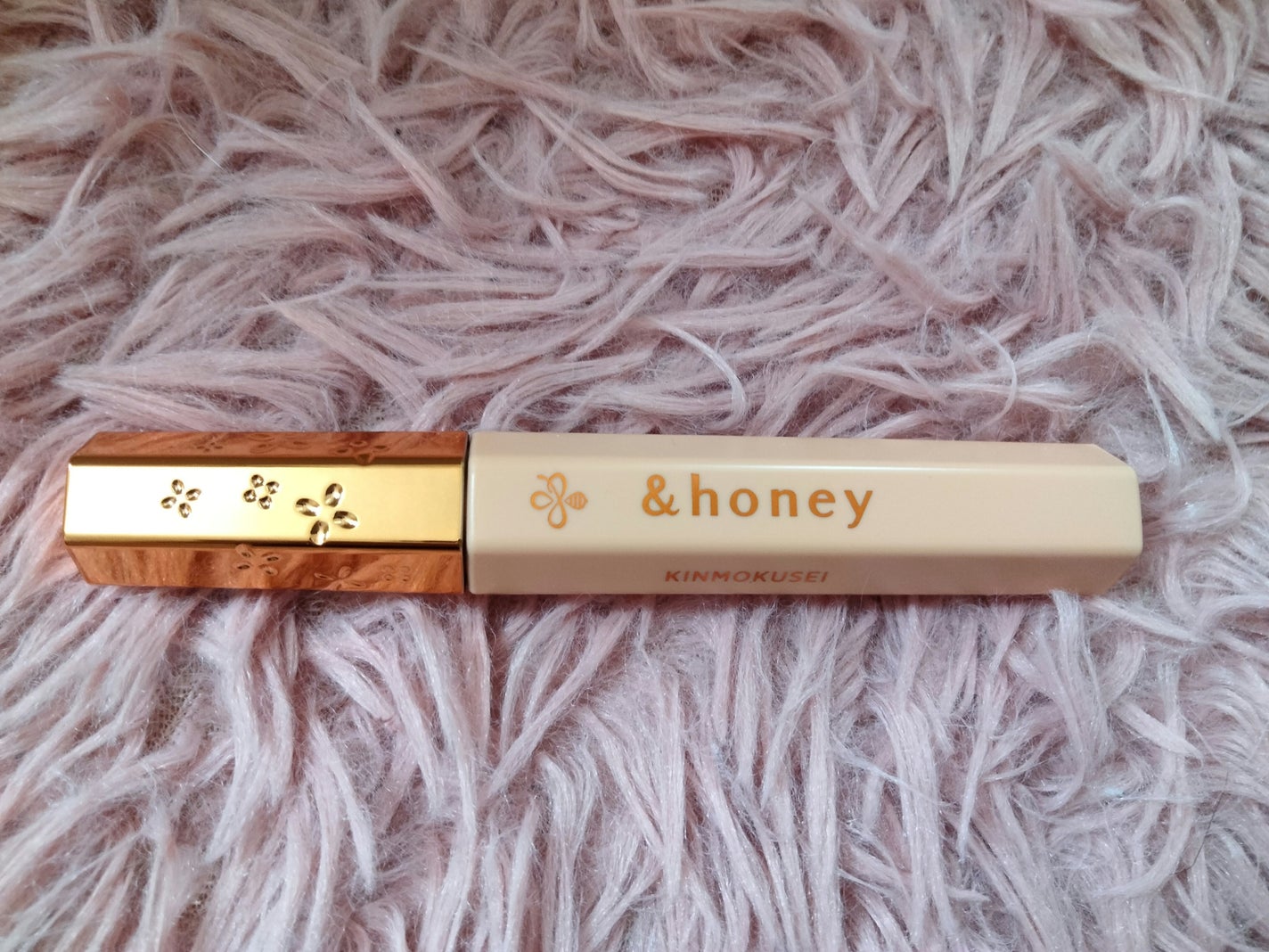 アンドハニー キンモクセイ マトメイク スティック4.0/&honey/ヘアジェルを使ったクチコミ(3枚目)