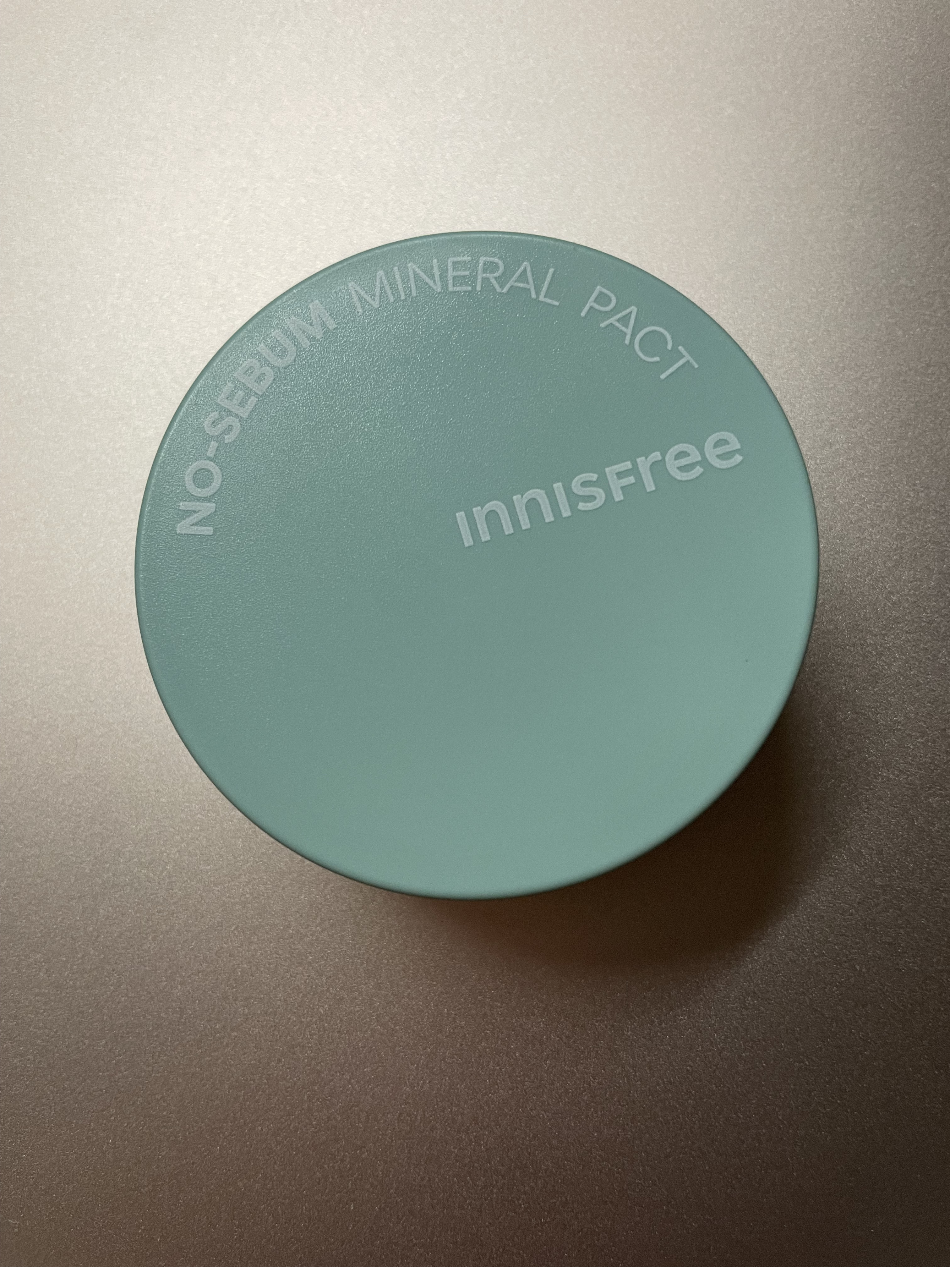 ノーセバム　ミネラルパクト　S/innisfree/プレストパウダーを使ったクチコミ（3枚目）