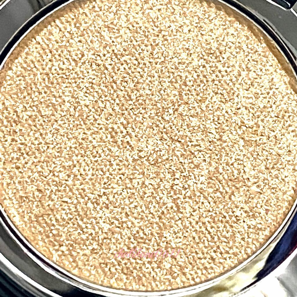 ダズルシャドウ エクストリーム キス オブ クリフト/M・A・C/単色アイシャドウを使ったクチコミ（3枚目）