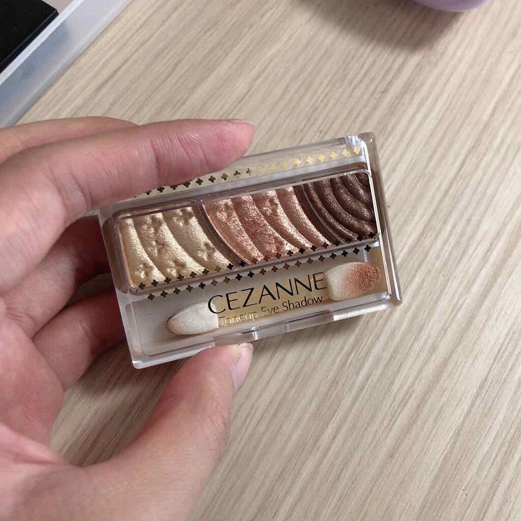 トーンアップアイシャドウ/CEZANNE/アイシャドウパレットを使ったクチコミ(1枚目)