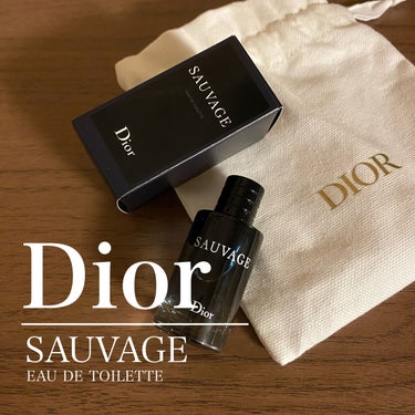 Dior ソヴァージュ オードゥ トワレのクチコミ「
\\男女問わず使えるDior香水🖤//


〰


●Dior
ソヴァージュ オードゥ トワ.....」（1枚目）