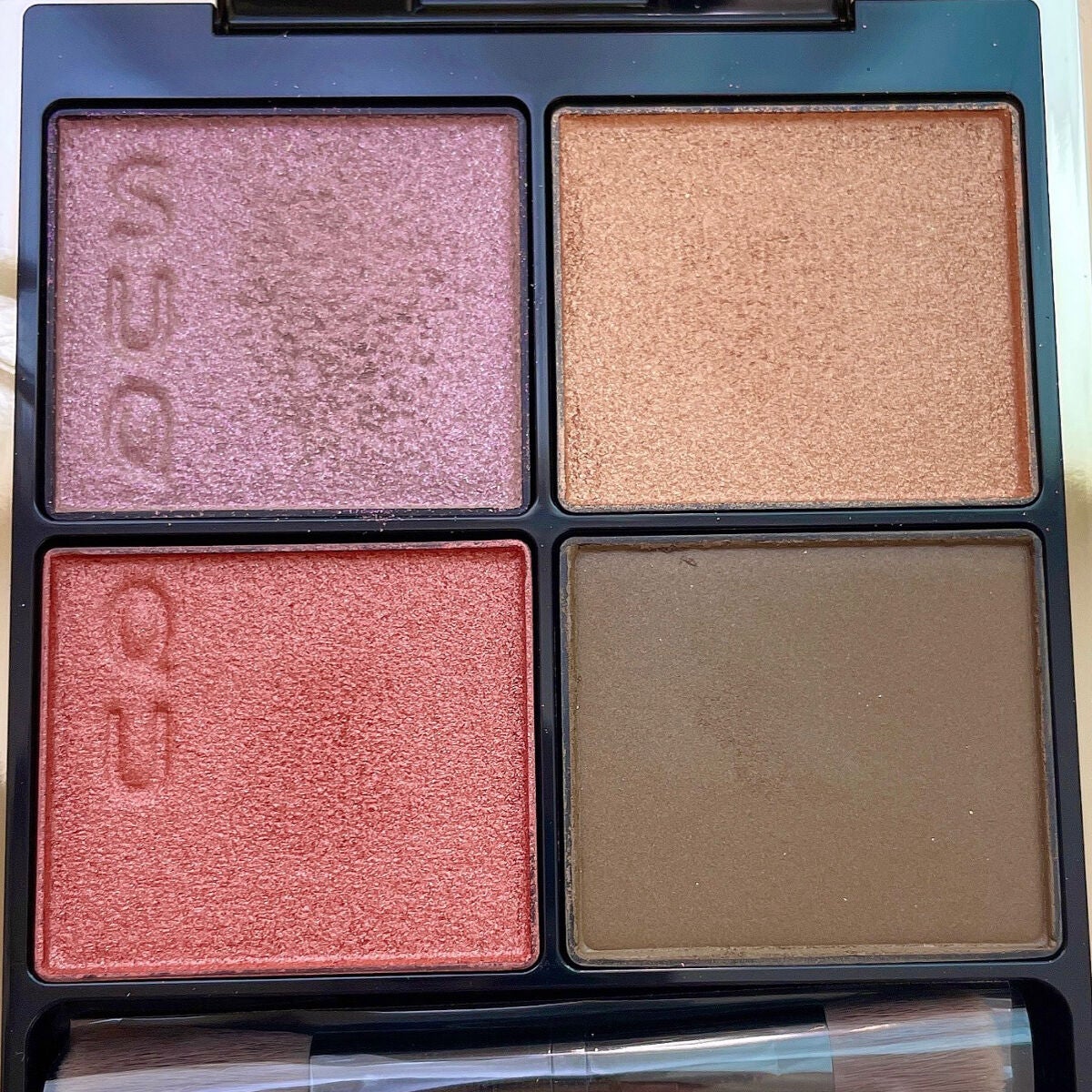 シグニチャー カラー アイズ/SUQQU/アイシャドウパレットを使ったクチコミ(4枚目)