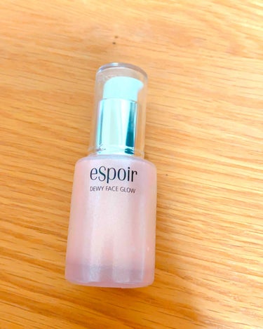 espoir DEWY FACE GLOW
espoirのラインが沢山あって何がなんなのか分からず、これを買いました😂たぶん下地

MACのストロボクリームみたいな感じです。
ストロボクリームのピンクよ