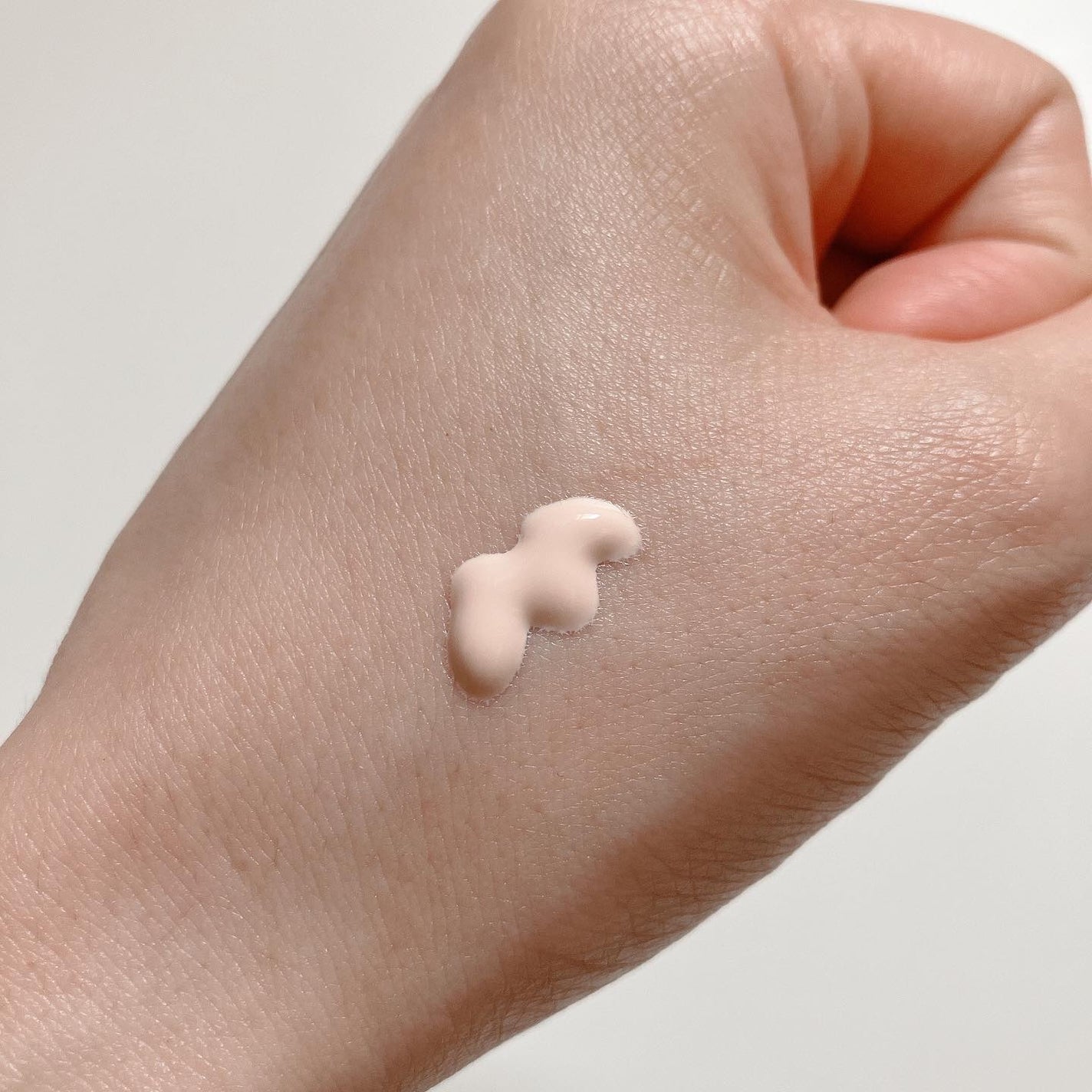 ダルバ ホワイトトリュフファーストスプレーセラム/ダルバ/ミスト状化粧水を使ったクチコミ(8枚目)