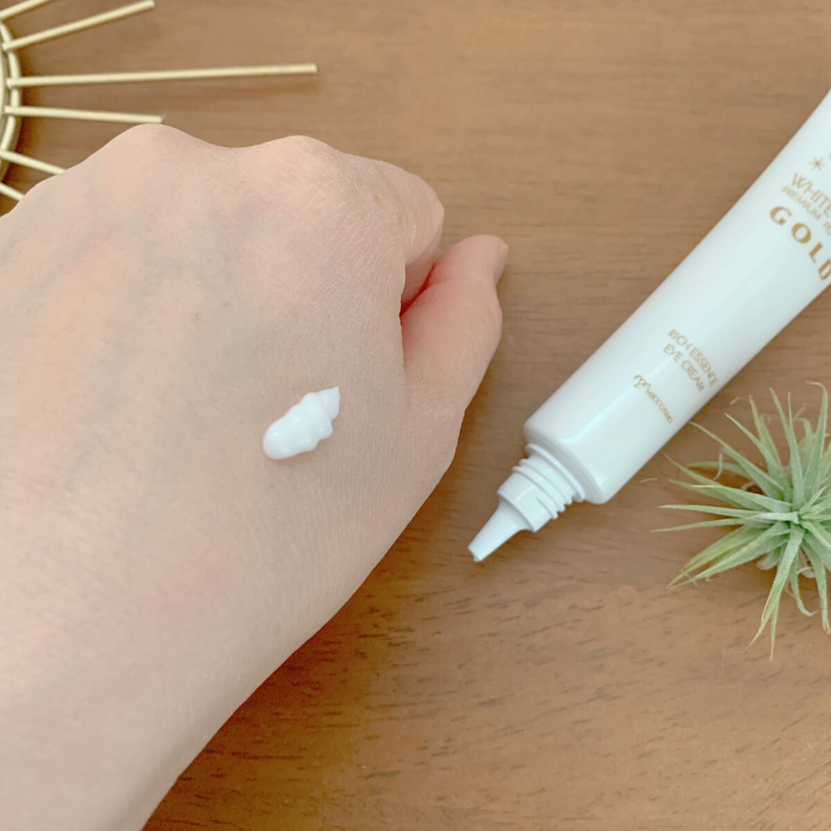 Ionanta on LIPS 「・*:.。..。.:*・'・*:.。..。.:*・゜゚・*・*..」(2枚目)