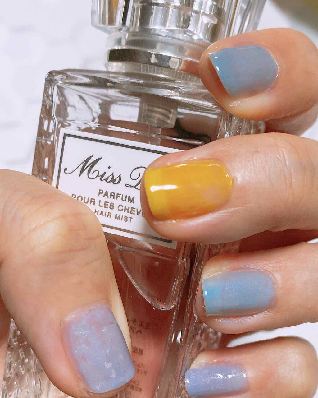 ネイルエナメル ピコ 01 夜明けの虹/SHISEIDO/マニキュアを使ったクチコミ（2枚目）