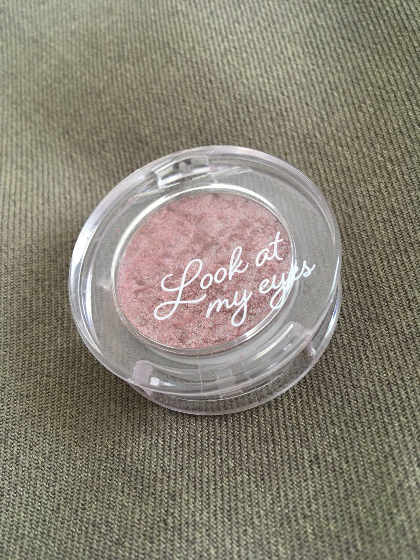 ルックアット マイアイジュエル/ETUDE/単色アイシャドウを使ったクチコミ(1枚目)