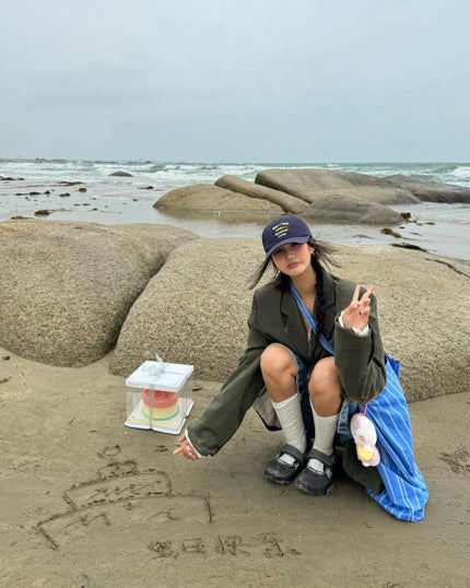 ひとみ on LIPS 「Thefriendshipthatcomeswhenevery..」(3枚目)