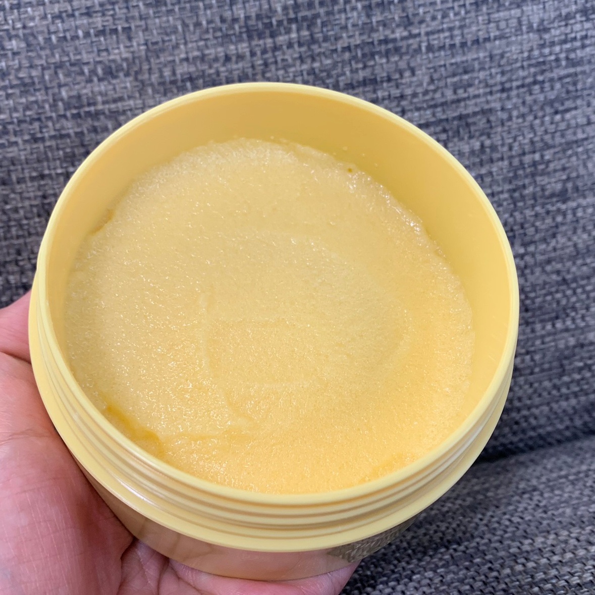 Q+Me スウィートボムタラソスクラブレモンティーの香り/AGARISM/バスト・ヒップケアを使ったクチコミ（2枚目）