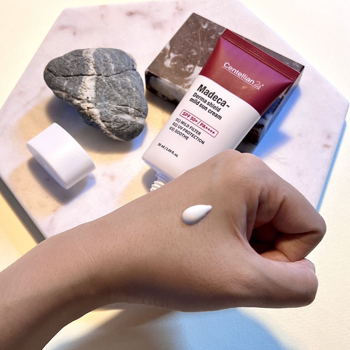 マデカ ダーマシールド マイルドサンクリーム/センテリアン24/日焼け止めクリームを使ったクチコミ（2枚目）