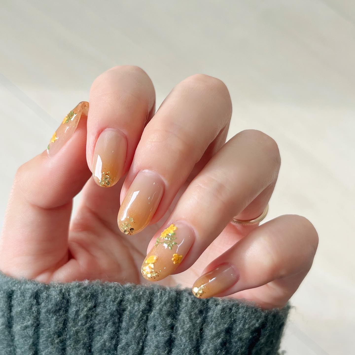 秋ネイルのネイルデザイン | Naility！ ステップレスジェル