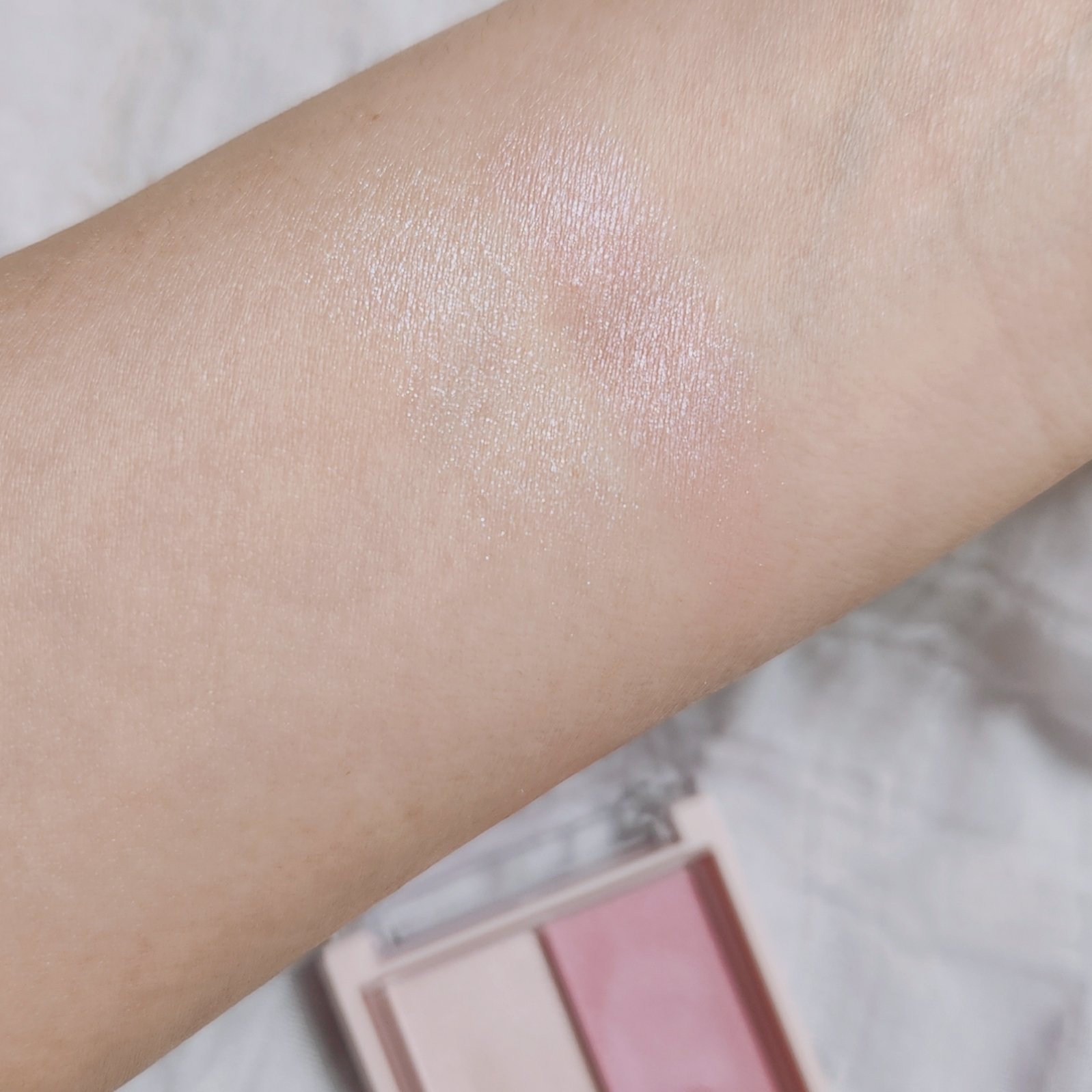 フェイスグロウカラー/CEZANNE/クリームハイライトを使ったクチコミ（3枚目）