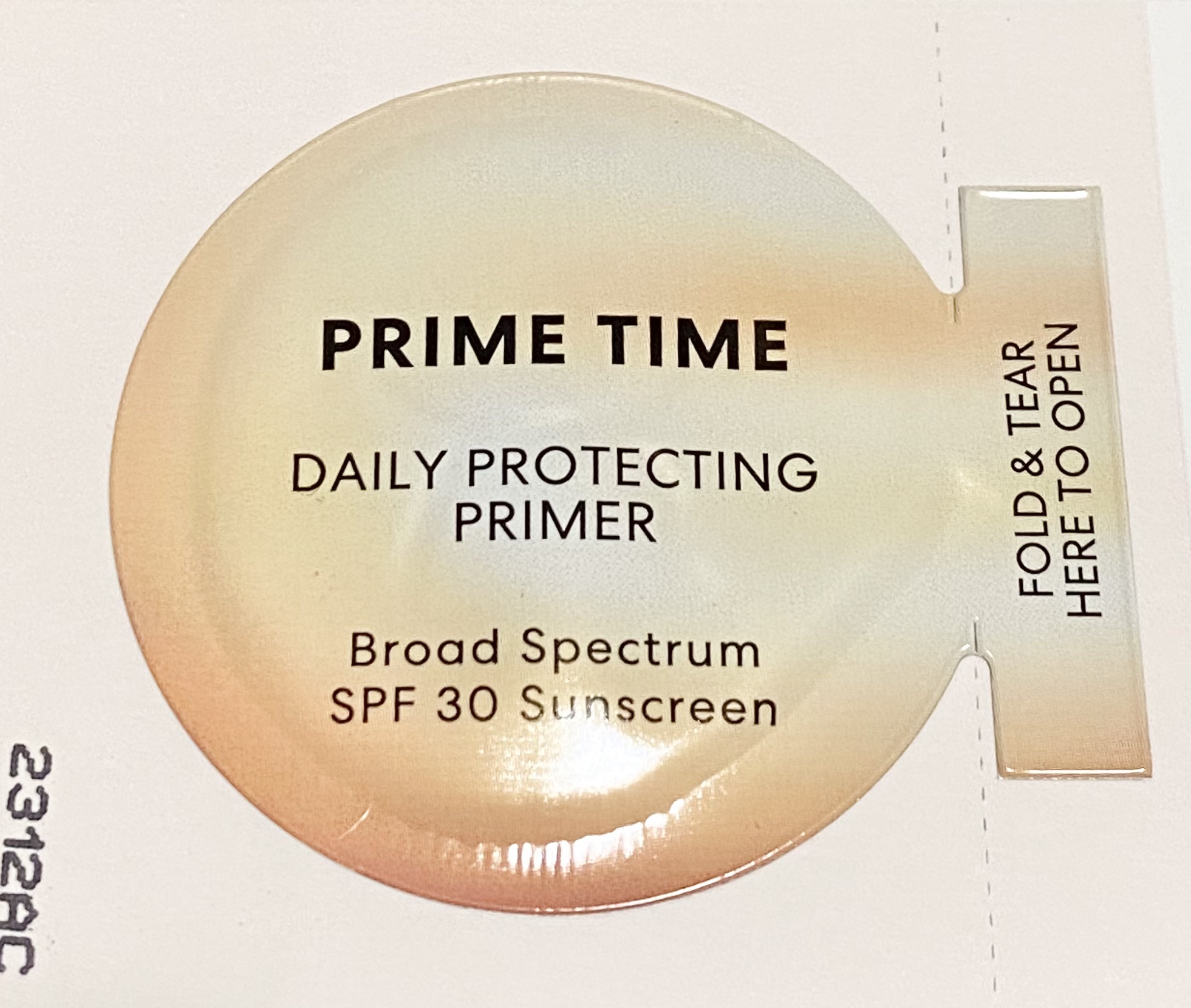 bareMinerals プライム タイム デイリー プロテクトのクチコミ「bareMinerals
プライム タイム デイリー プロテクト
SPF30・PA+++

紫.....」（1枚目）