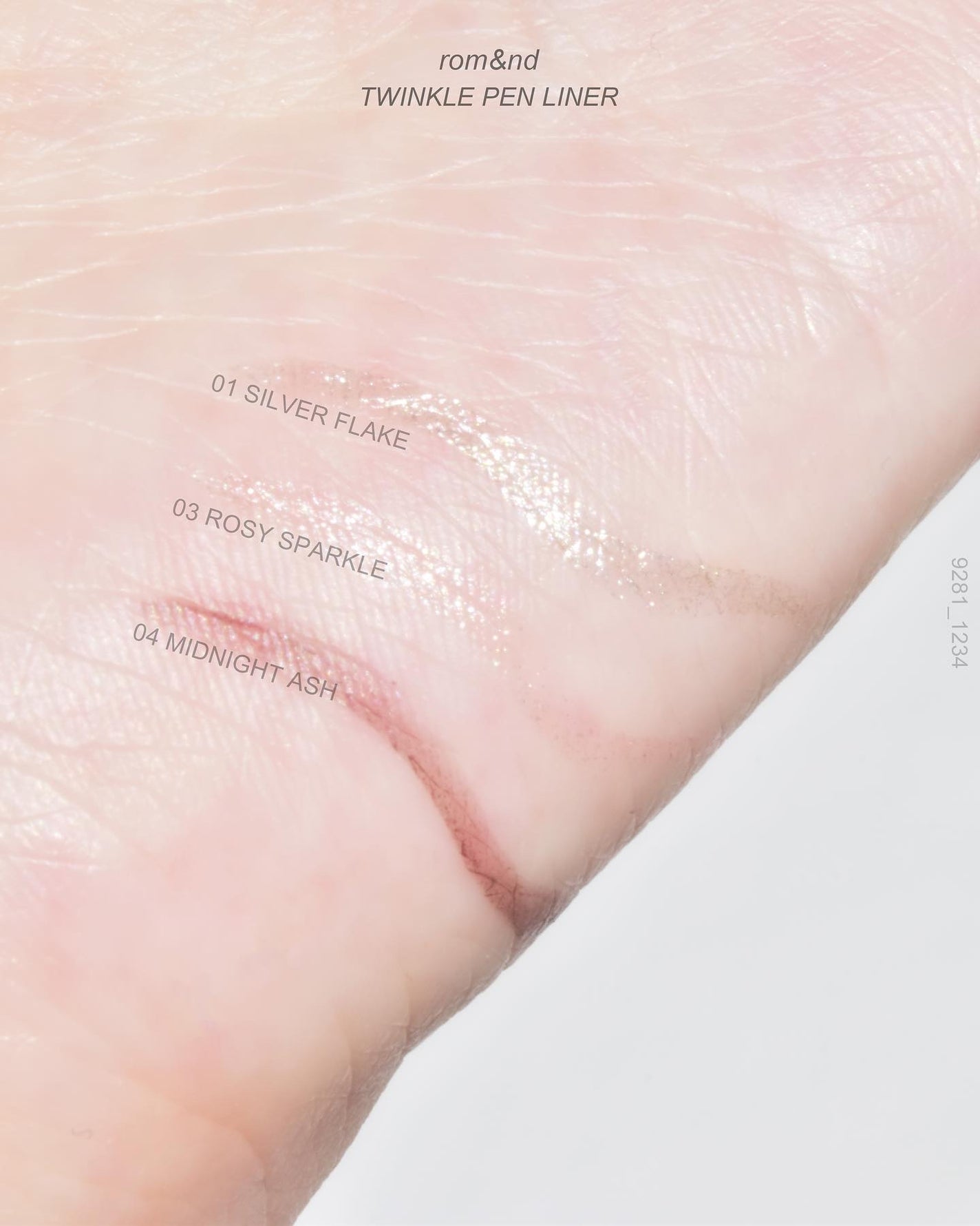 トゥインクルペンライナー/rom&nd/リキッドアイライナーを使ったクチコミ(3枚目)