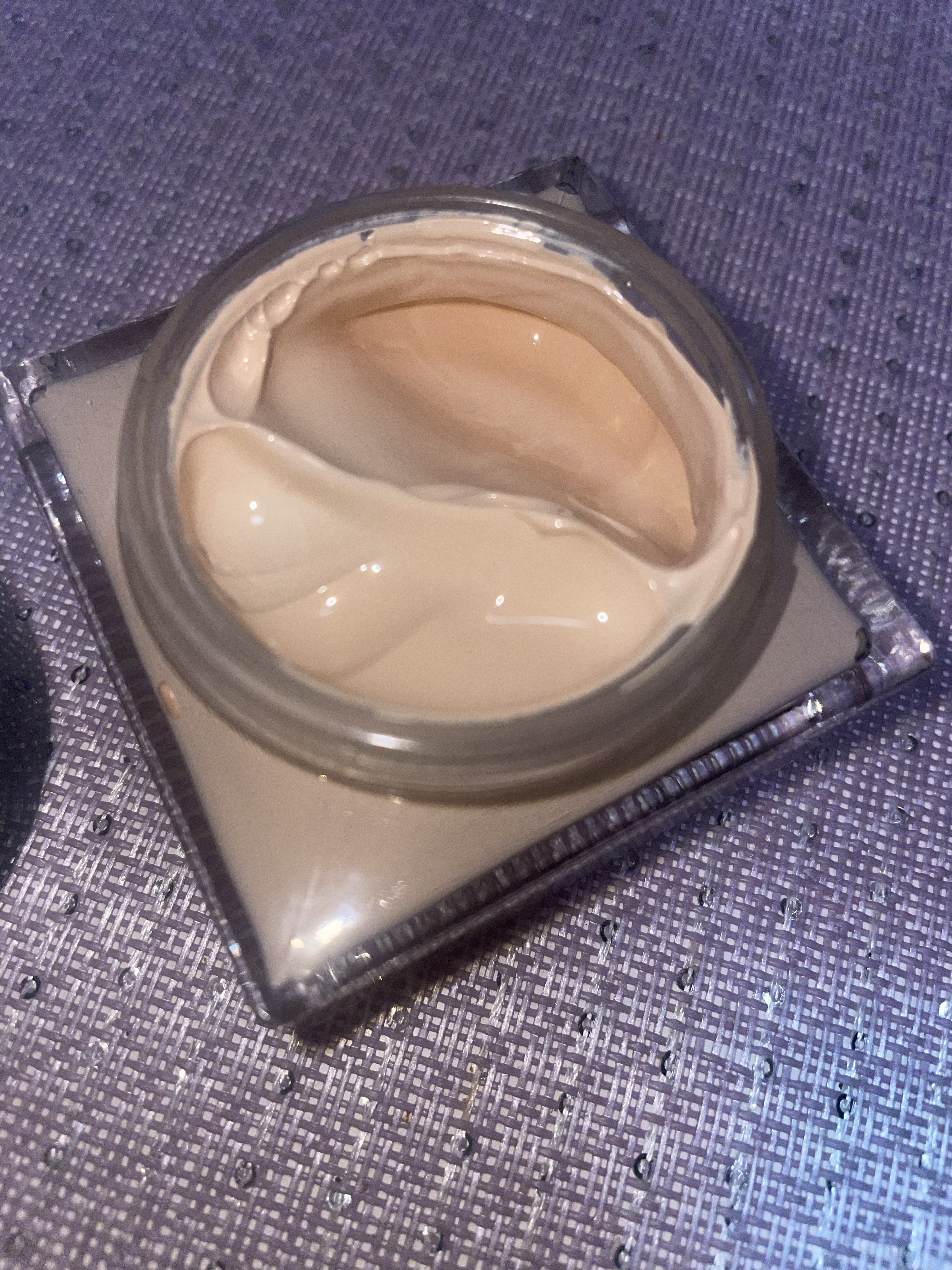 アンリミテッド ケア セラムイン クリーム ファンデーション 584/shu uemura/クリーム・エマルジョンファンデーションを使ったクチコミ（2枚目）