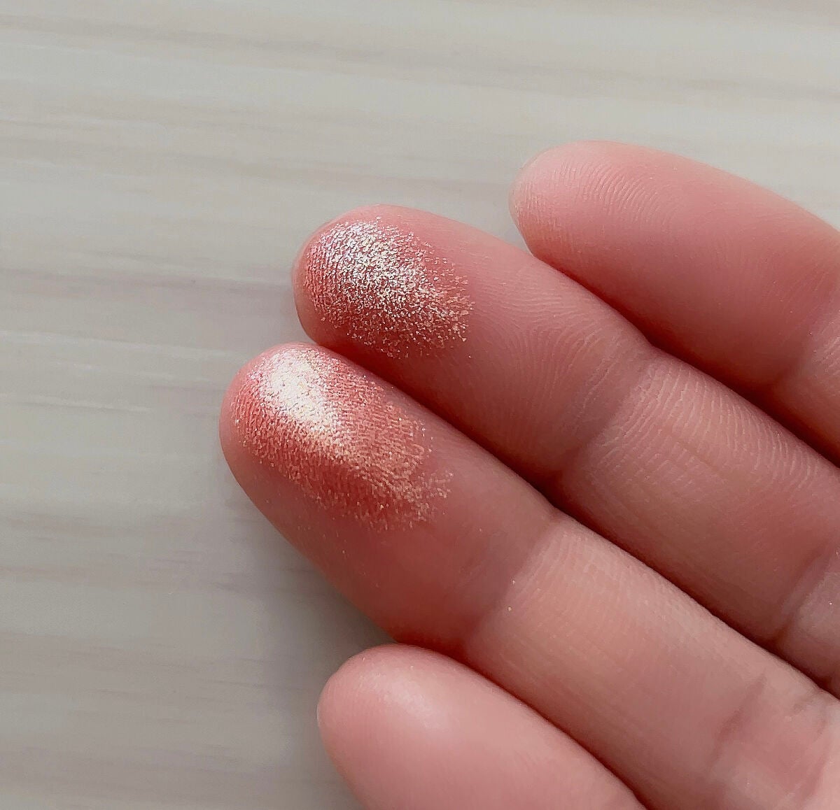 グリッタープリズム シャドウ/MISSHA/グリッターを使ったクチコミ(4枚目)