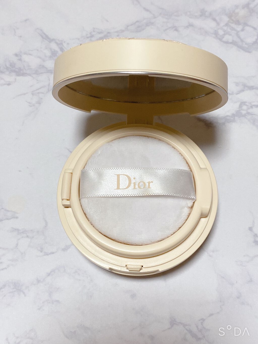 ディオールスキン フォーエヴァー クッション パウダー/Dior/ルースパウダーを使ったクチコミ(3枚目)