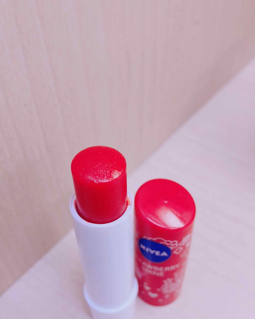 限定リップケア リップクリーム ニベア リップケアシャインシリーズ 韓国限定 Nivea 海外 の口コミ 今回は韓国限定のニベアリップのレビューです By いるか Lips 限定リップケア リップクリーム ニベア リップケアシャインシリーズ 韓国限定 Nivea 海外 の口コミ 今回は韓国限定のニベアリップのレビューです By いるか Lips