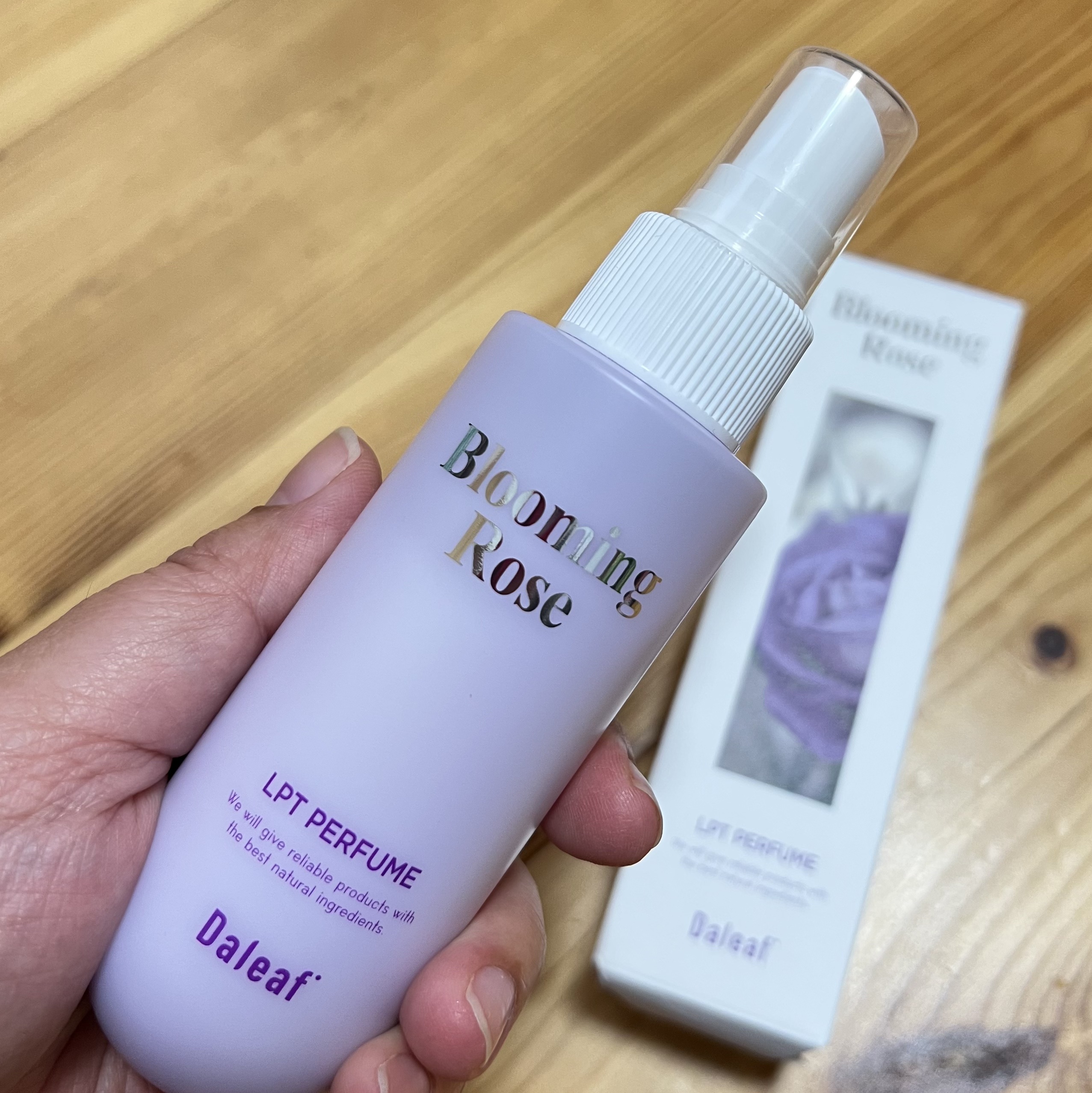 パフュームヘアパックインミスト Pink Breeze/Daleaf/アウトバストリートメントを使ったクチコミ（3枚目）