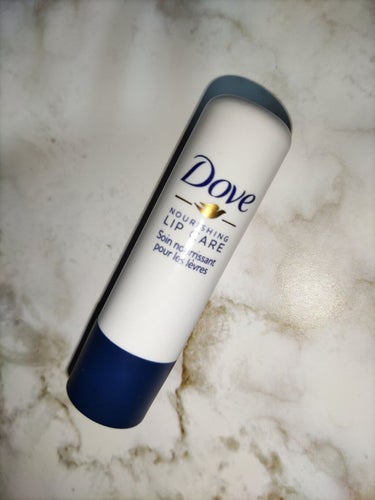 久しぶりに投稿させて頂きます(*ᴗˬᴗ)⁾⁾ﾍﾟｺ
今回 #本音レビュー するのはDove  NOURISHING LIP  CARE

こちらドラッグストアで偶々見かけて購入したんてすが
とっっっって