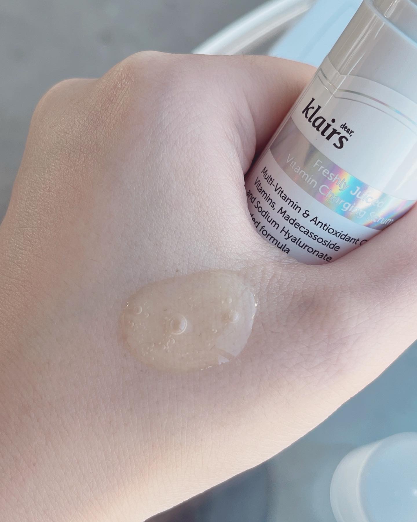 フレッシュリージュースドビタミンチャージングセラム(30ml)/Klairs/美容液を使ったクチコミ（3枚目）