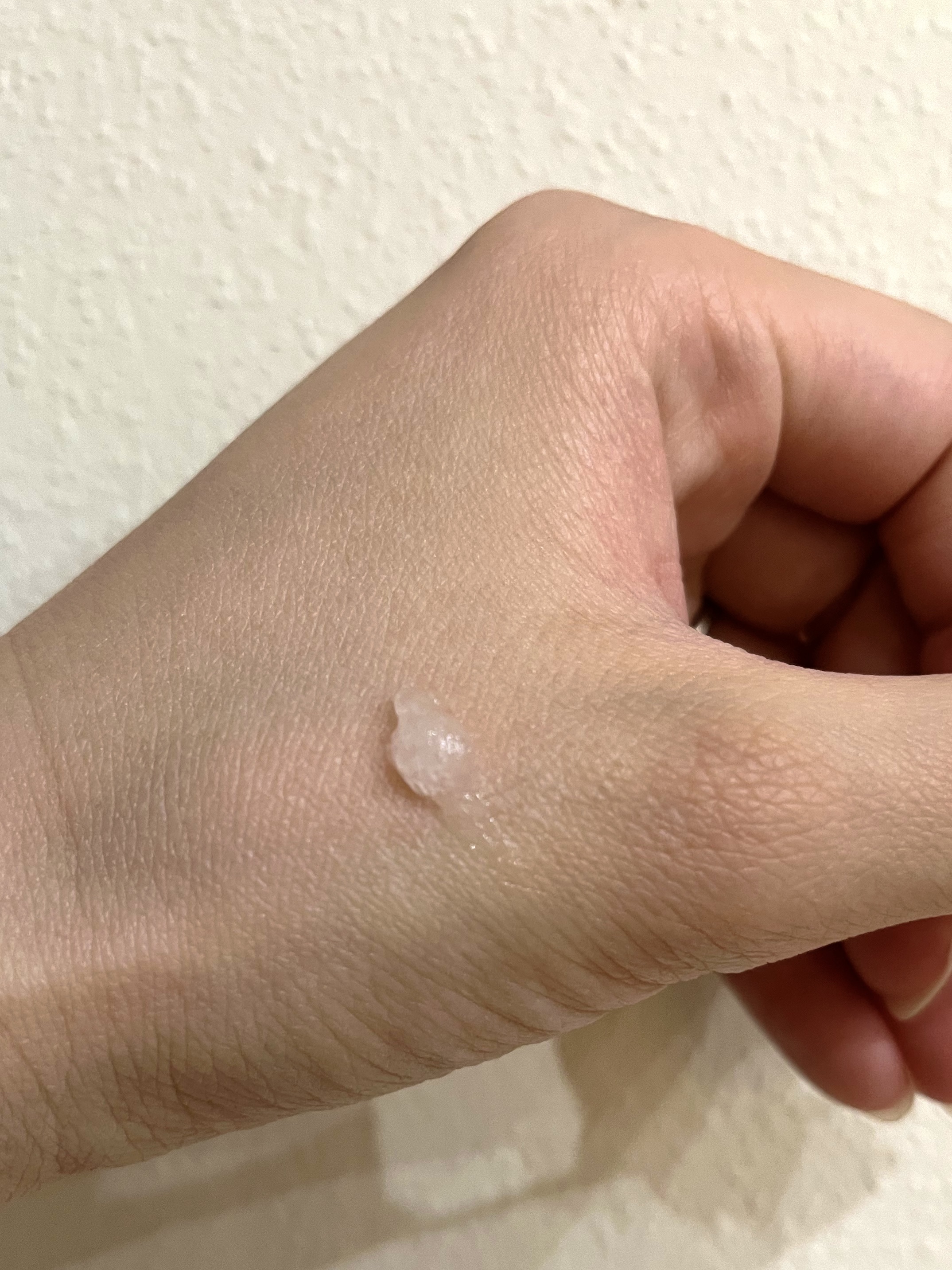 インテンスリペア ハンドクリーム/Neutrogena/ハンドクリームを使ったクチコミ（3枚目）