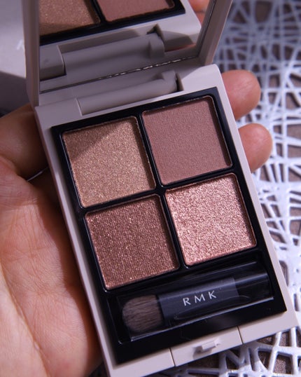 RMK シンクロマティック アイシャドウパレット/RMK/アイシャドウパレットを使ったクチコミ(3枚目)