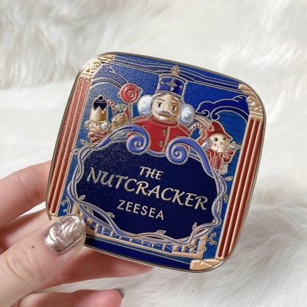 ZEESEA くるみ割り人形「ゼロ」粉感シルキーコンパクトパウダー/ZEESEA/プレストパウダーを使ったクチコミ(7枚目)