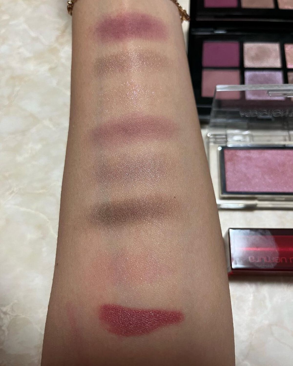  ルージュ アンリミテッド アンプリファイド ピグメント/shu uemura/口紅を使ったクチコミ（2枚目）