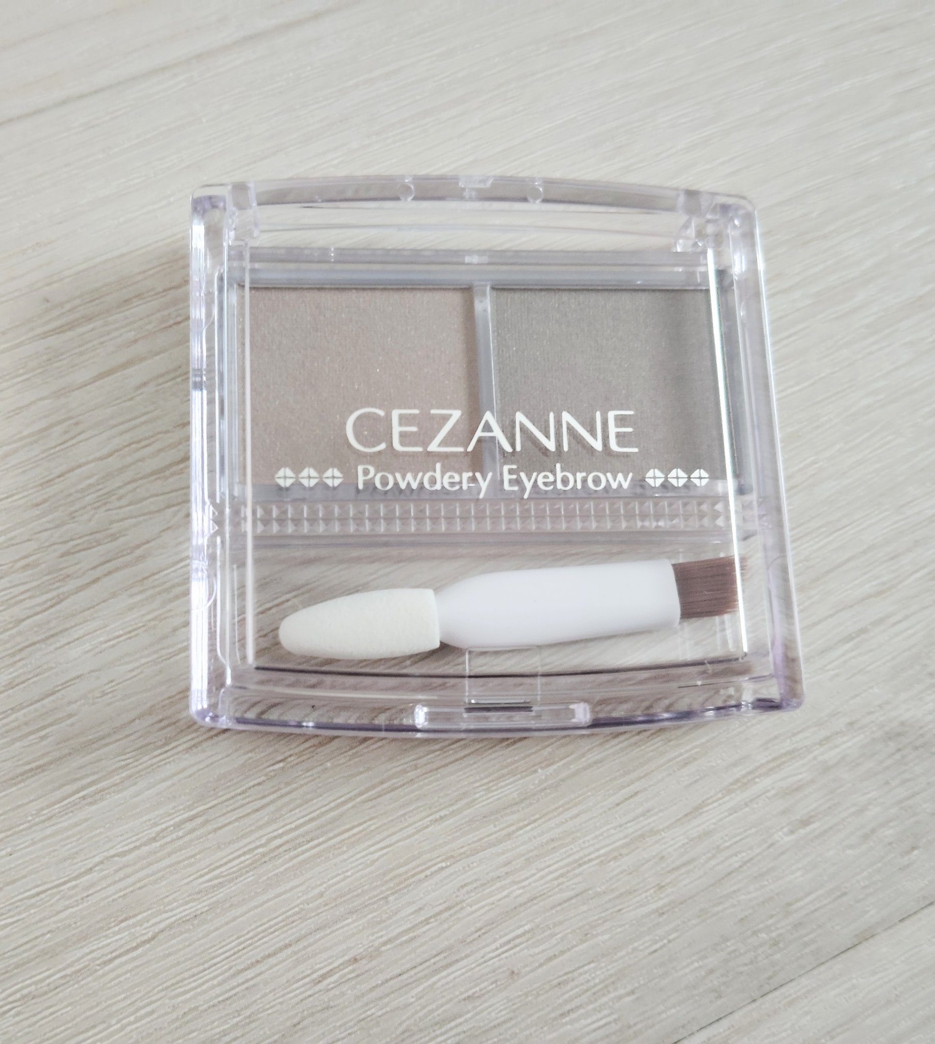 パウダリーアイブロウ/CEZANNE/パウダーアイブロウを使ったクチコミ（2枚目）