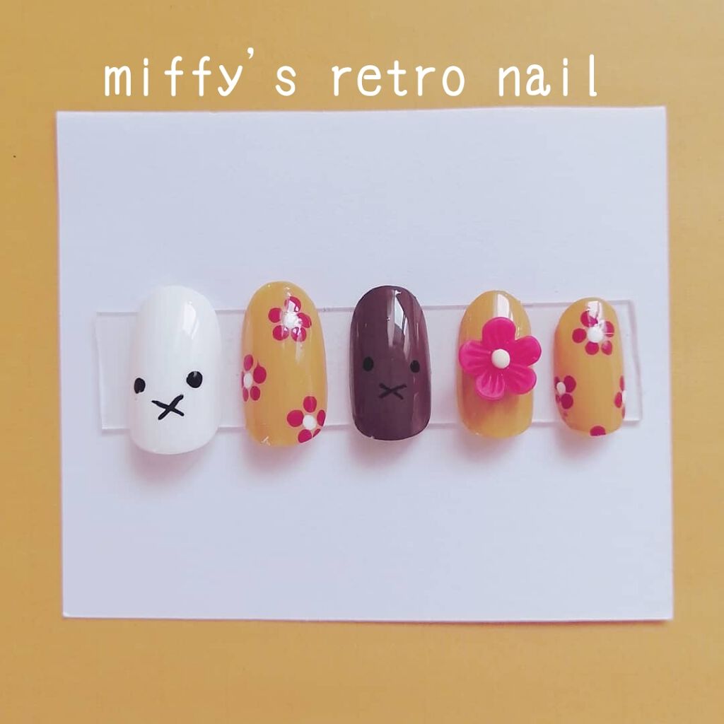 ウィンマックス ラブエンゼルネイルカラー/DAISO/マニキュアを使ったクチコミ（1枚目）