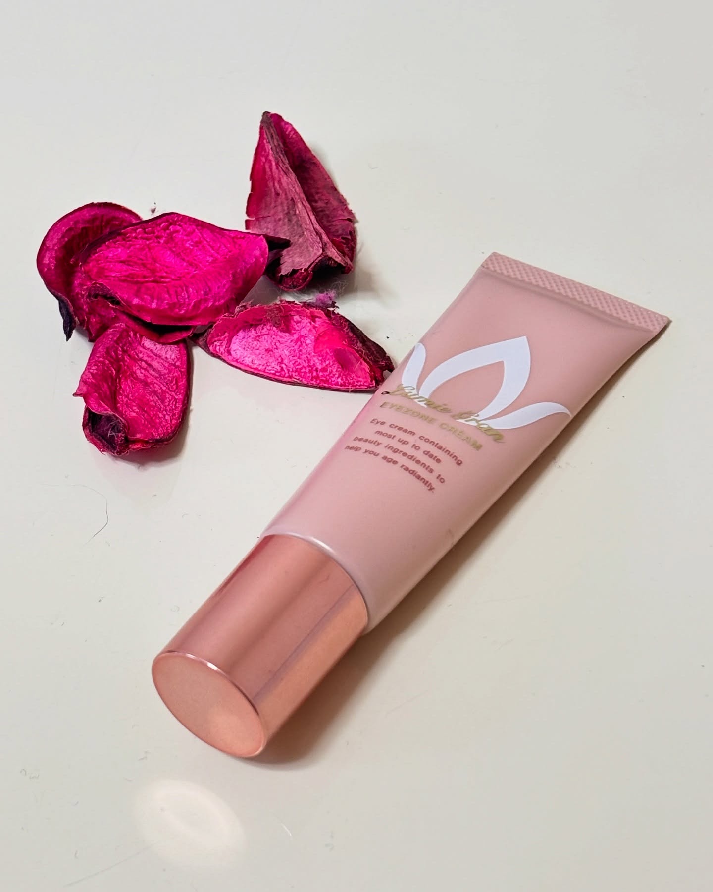 ルミエグラン アイゾーンクリーム/LumieGran/アイケア・アイクリームを使ったクチコミ（3枚目）