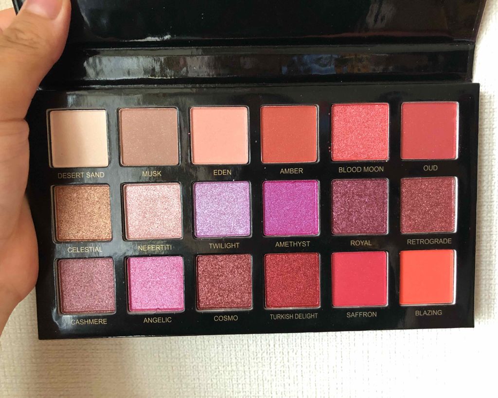 フーダビューティ デザート ダスク アイシャドウパレット/Huda Beauty/アイシャドウパレットを使ったクチコミ（2枚目）