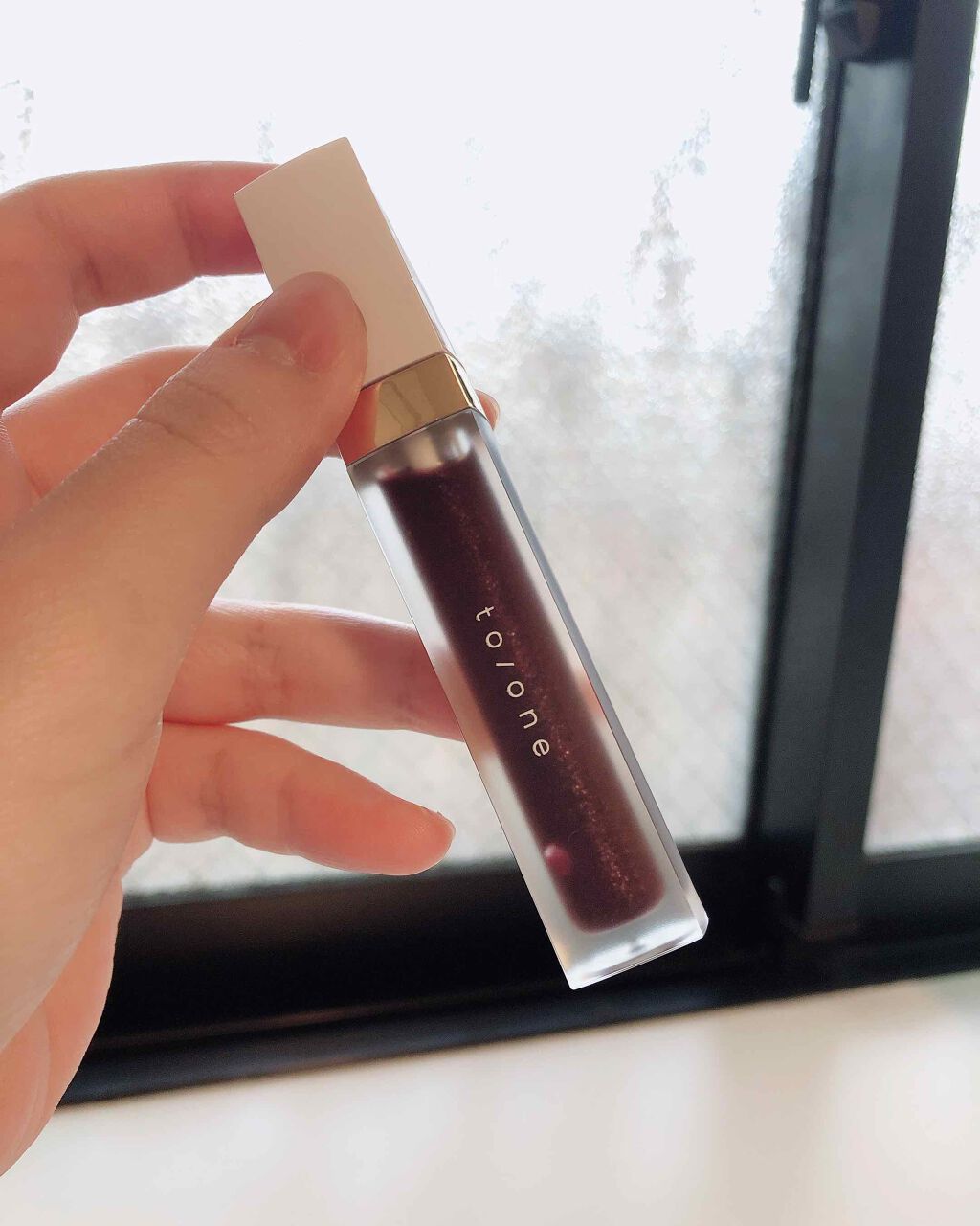 トーン ペタル エッセンス グロス/to/one/リップグロスを使ったクチコミ(1枚目)