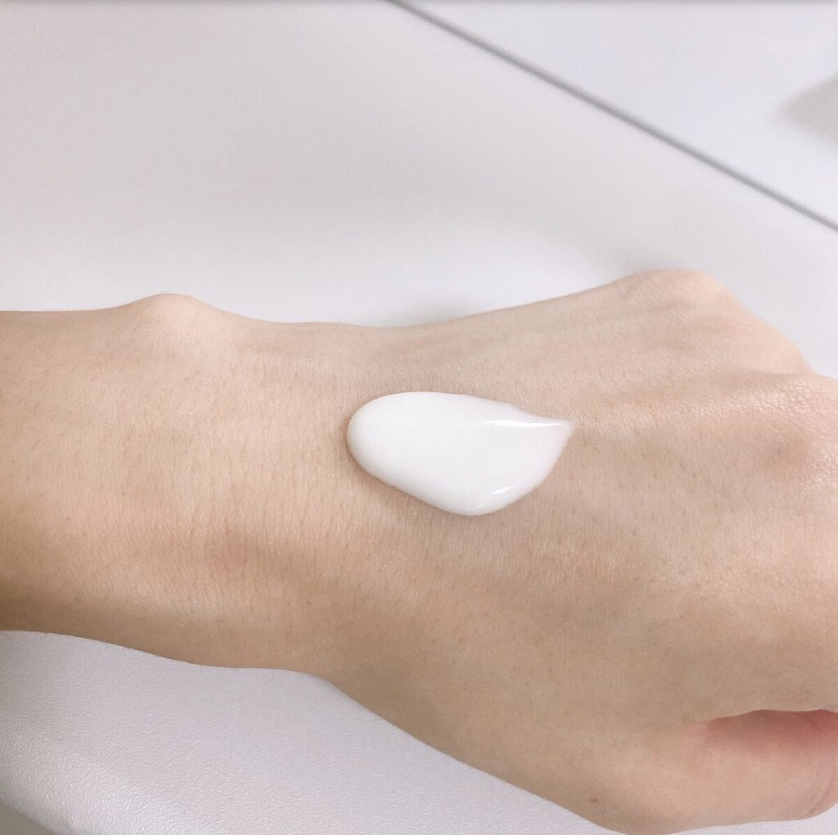 エスタUVシールドジェル/エスタ/日焼け止めジェルを使ったクチコミ（3枚目）